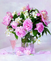 Без бренда «Нежный букетик с розами и настойка» в Красноярске